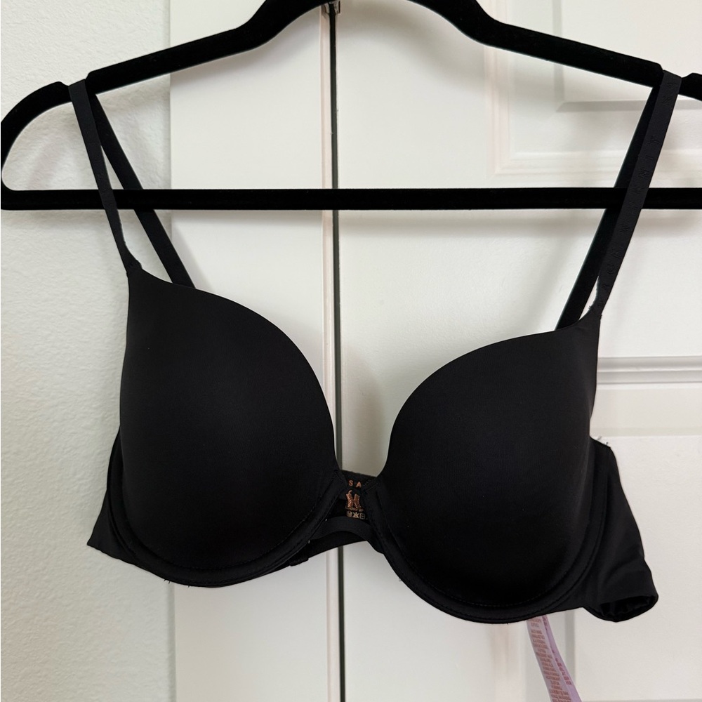 Savage X Fenty Black Bra with Molded Cups NWT
